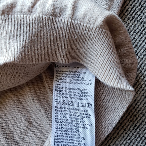 Sweater - Picture 5 of 5